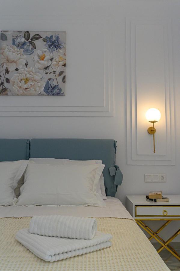Dionisos Suites Lixouri Eksteriør billede