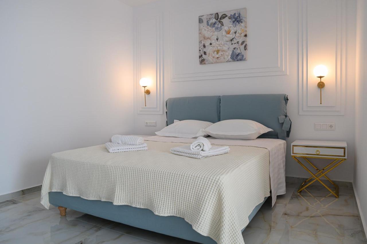 Dionisos Suites Lixouri Eksteriør billede
